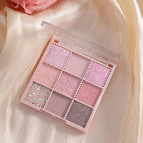 CAKAILA Light Pink Eyeshadow Palette,Neutral Nude Powder Eye Shadow for Older Women,Natural Long Lasting Naturing-Looking Pink Makeup Palette,Talc,Paraben Vegan & Cruelty Free
