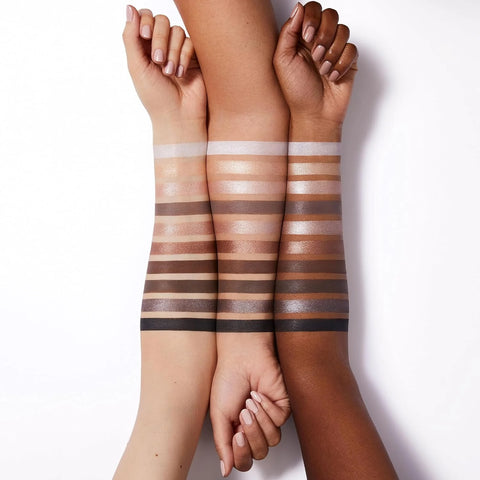 e.l.f. Perfect 10 Eyeshadow Palette, Ten Ultra-pigmented Nude Shades, Blendable Formula, Vegan & Cruelty-free, Everyday Smoky (Packaging May Vary)