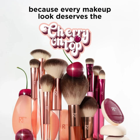 Real Techniques Cherry On Top It’s All Blush Brush, Makeup Brush