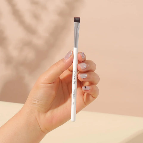 Albeaut Flat Eyebrow Concealer Brush, Eyeliner Definer Makeup Brush
