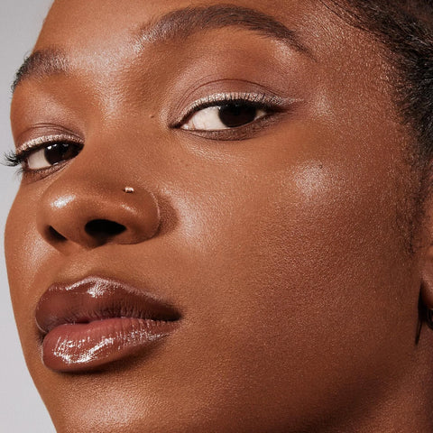 Morphe Lightform Dewy Foundation - Extended Hydration Foundation Makeup with a Lasting, Natural Radiant Finish - Long-Wearing Formula with Buildable, Medium Coverage - Rich 28W (1.01 fl oz)